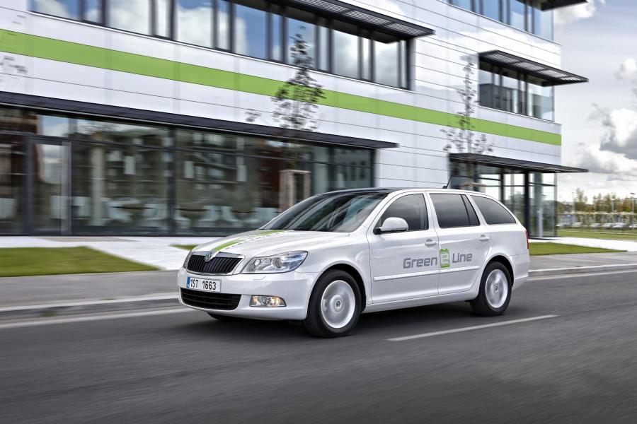  Skoda Octavia Green E-Line 2012 года  (фото 8 из 13)
